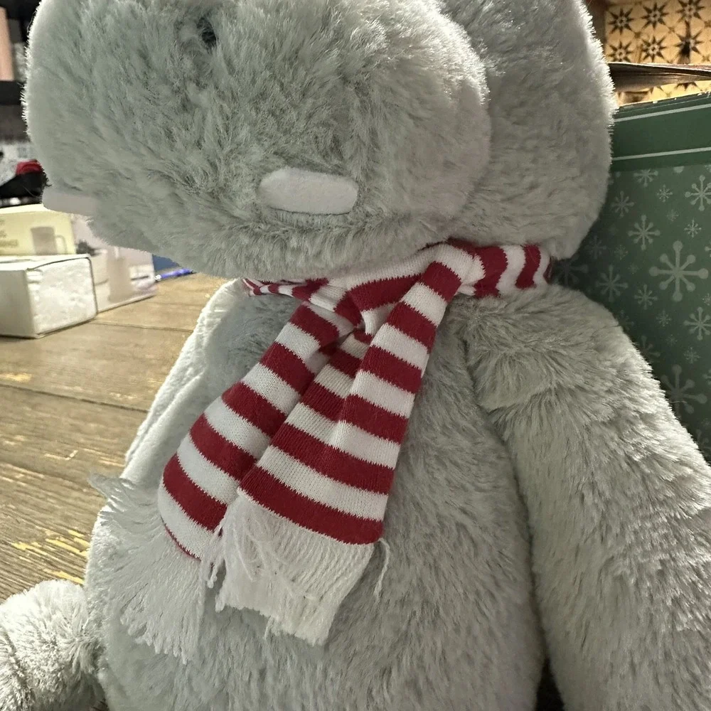 Holly The Hippopotamus‎ Scentsy Buddy NIB stuffed Animal Cuddle Soft New Baby